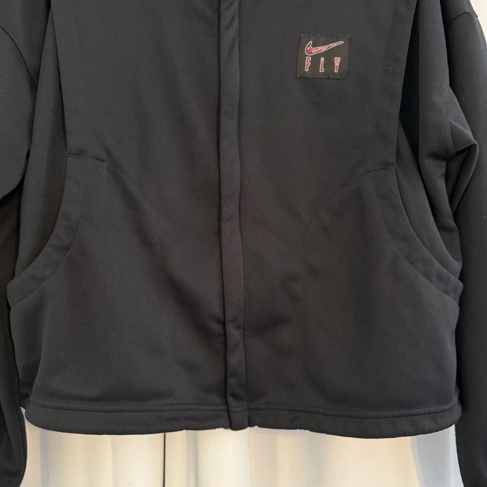 Nike Cropped Zip Up Jacket Black Lightweight Athleisure Gym Medium - Picture 5 of 11